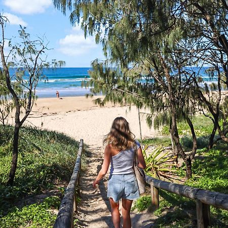 Beach Breakers Resort صن رايز بيتش المظهر الخارجي الصورة